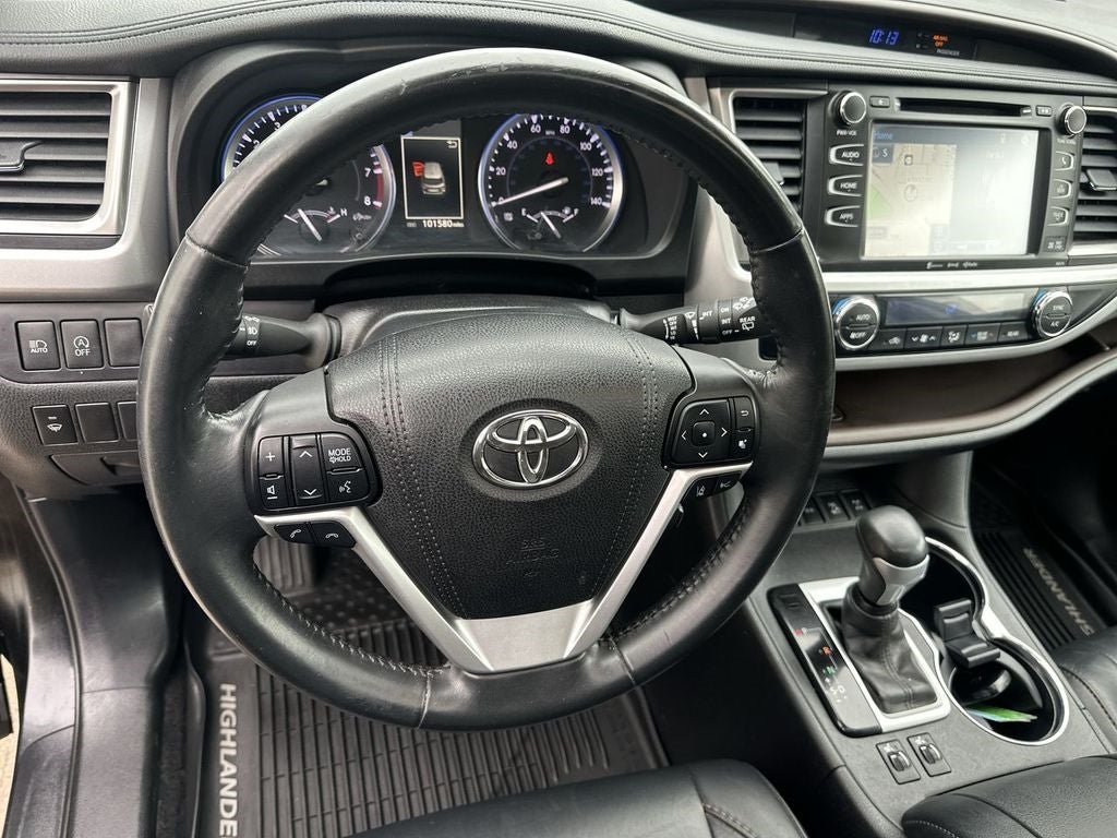 2017 Toyota HIGHLANDER XLE